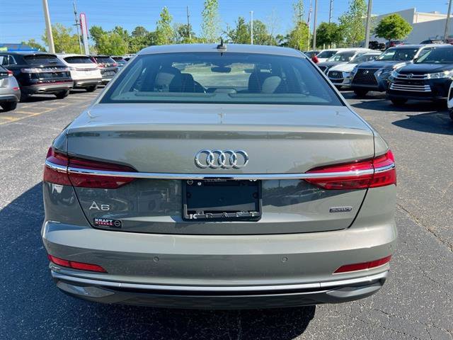 Vehicle image 31 of 39