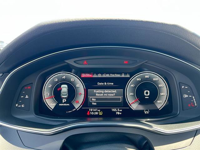 Vehicle image 22 of 39