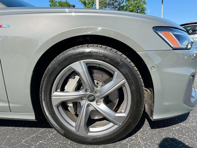Vehicle image 17 of 39