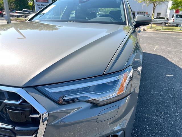 Vehicle image 4 of 39