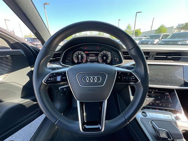 Vehicle image 21 of 39