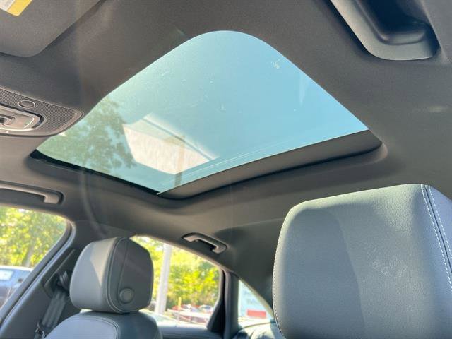 Vehicle image 29 of 39