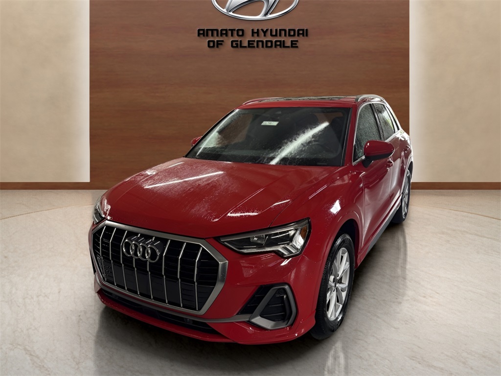 Vehicle image 2 of 26