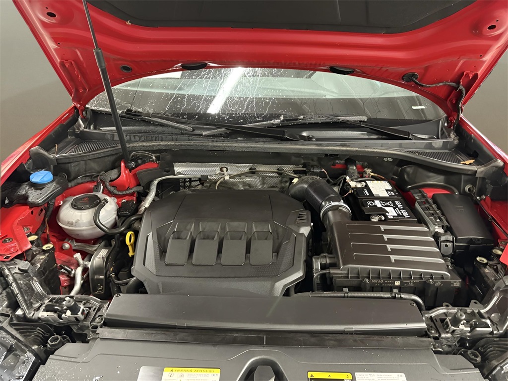 Vehicle image 10 of 26