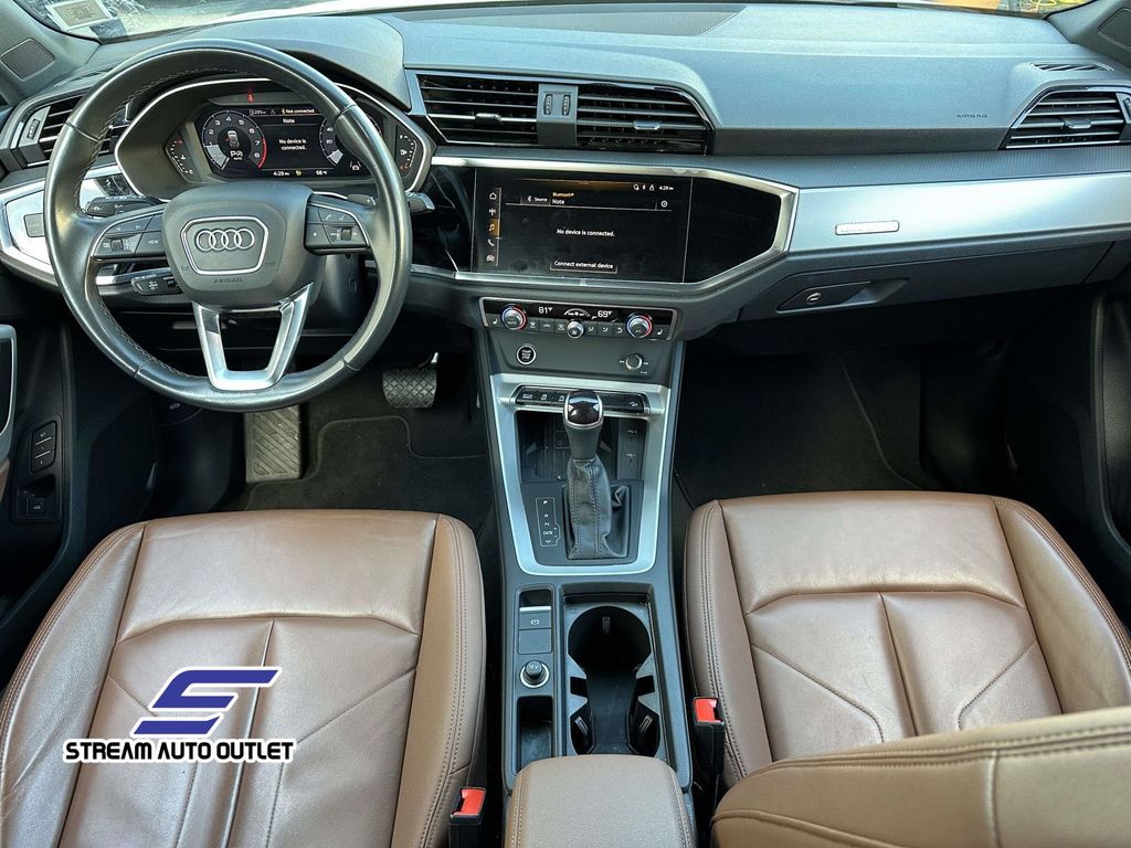 2024 Audi Q3 S Line Premium Image 10 of 34