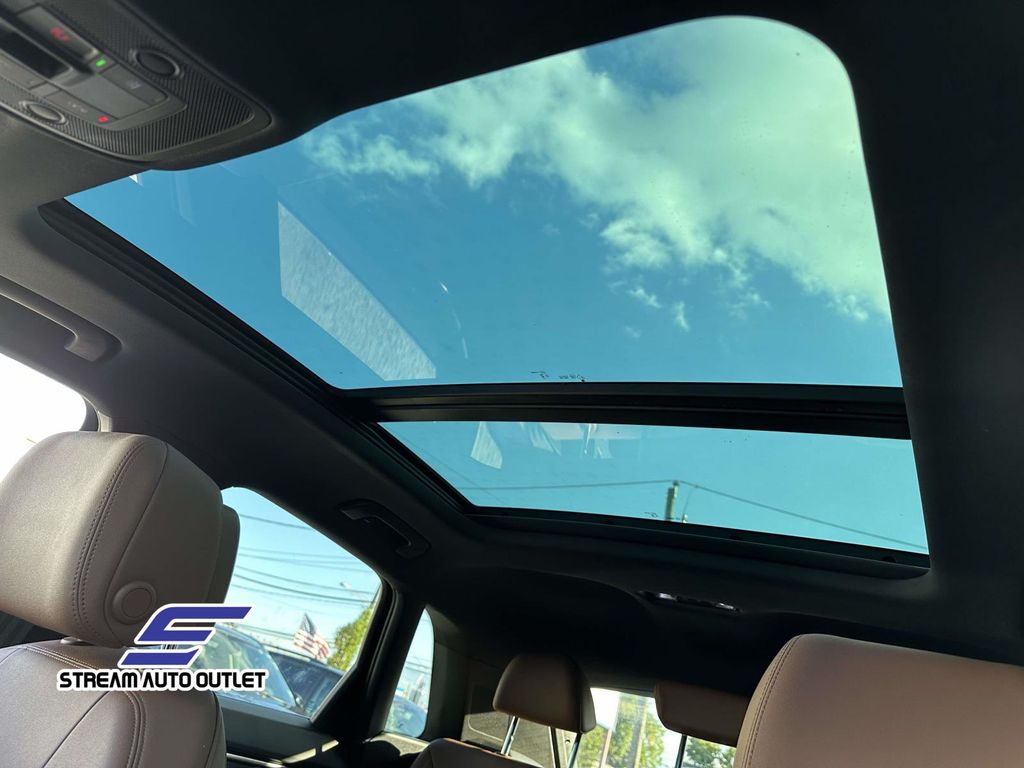 2024 Audi Q3 S Line Premium Image 11 of 34