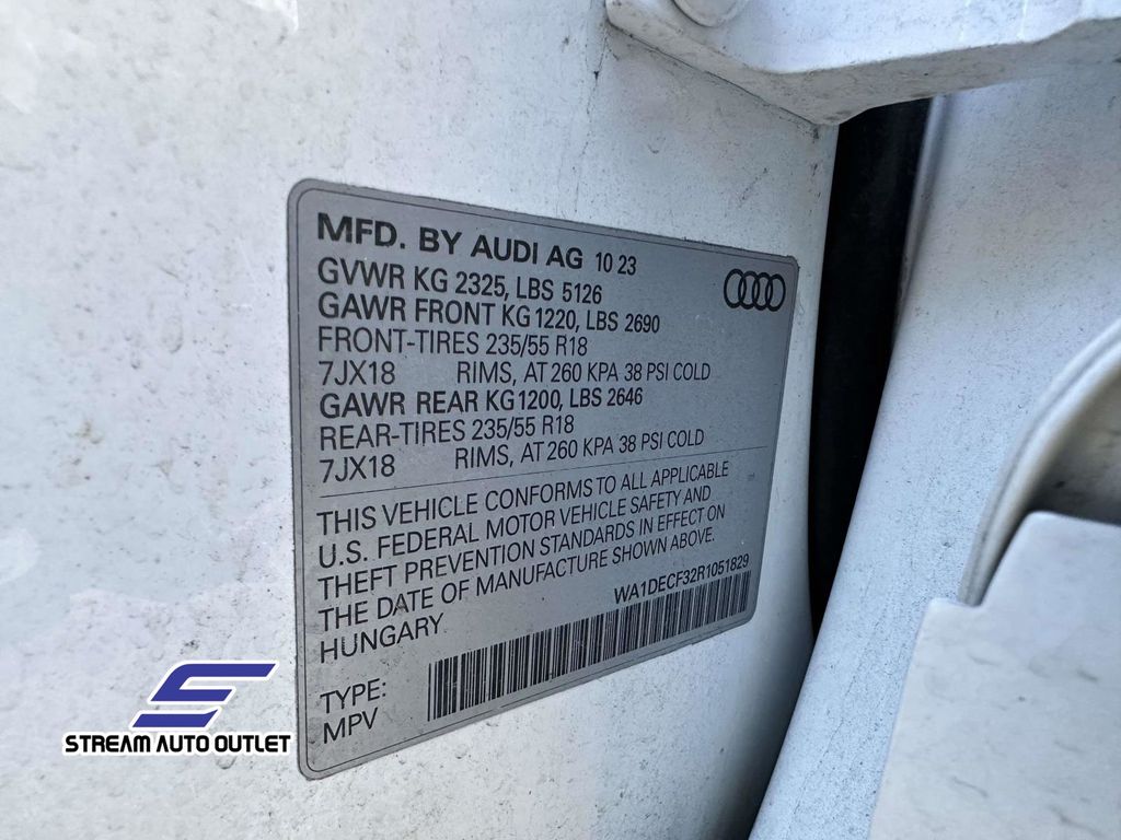 2024 Audi Q3 S Line Premium Image 19 of 34