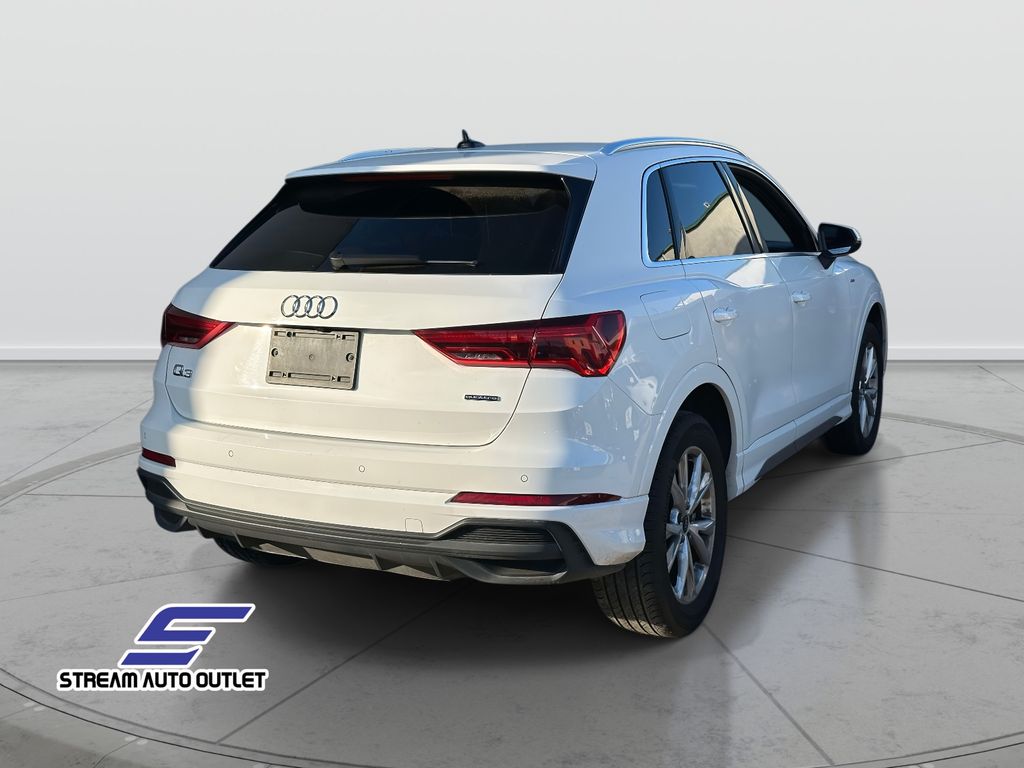 2024 Audi Q3 S Line Premium Image 5 of 34