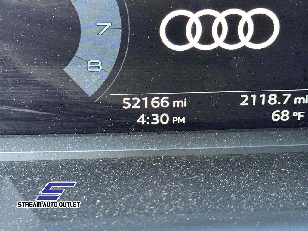 2024 Audi Q3 S Line Premium Image 13 of 34