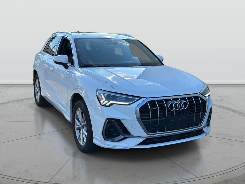 2024 Audi Q3 S Line Premium Image 3 of 34