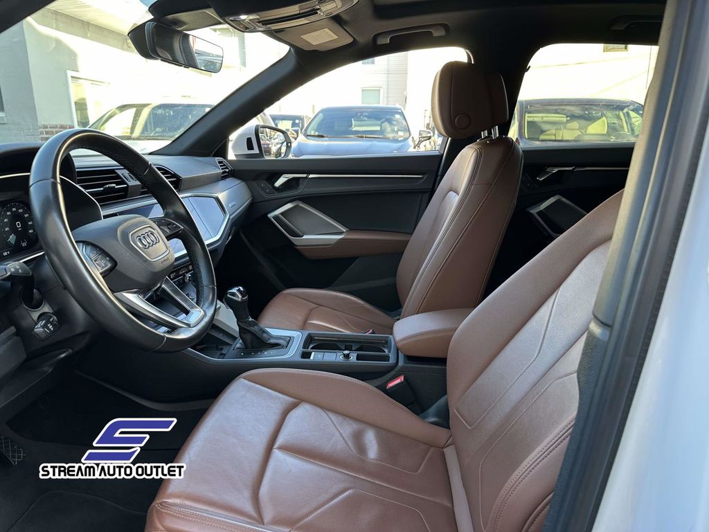 2024 Audi Q3 S Line Premium Image 30 of 34