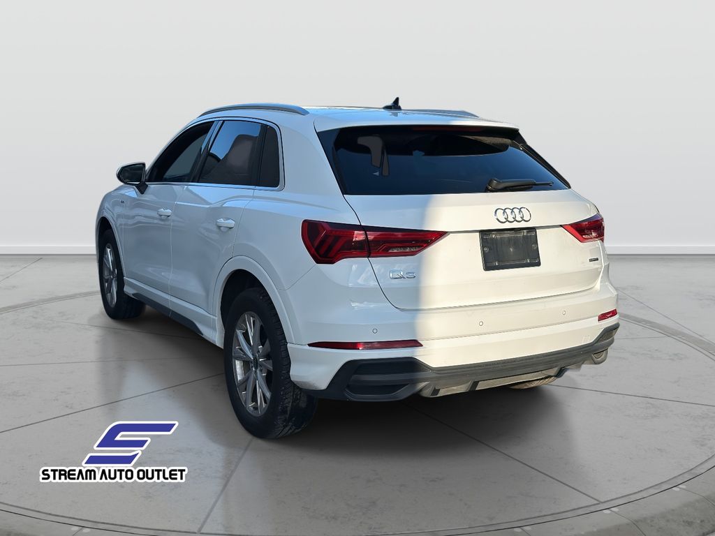 2024 Audi Q3 S Line Premium Image 7 of 34