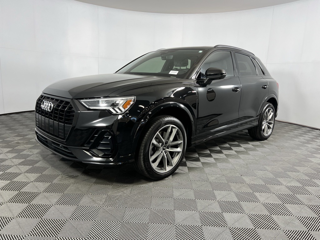 Vehicle image 1 of 52