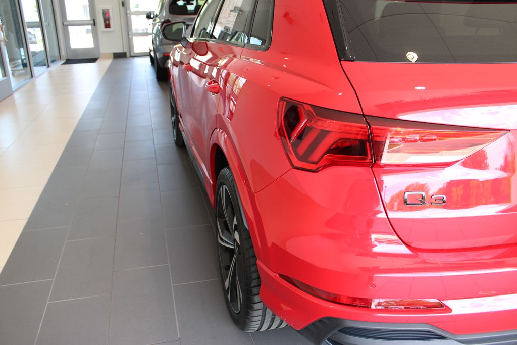 Vehicle image 53 of 57