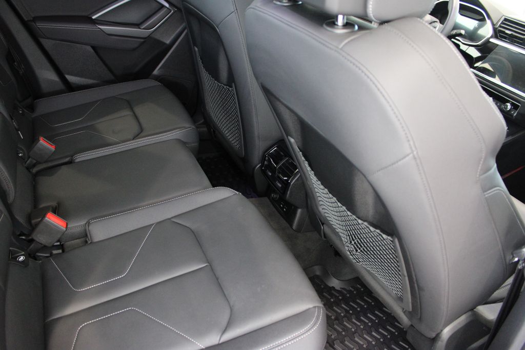 Vehicle image 47 of 57