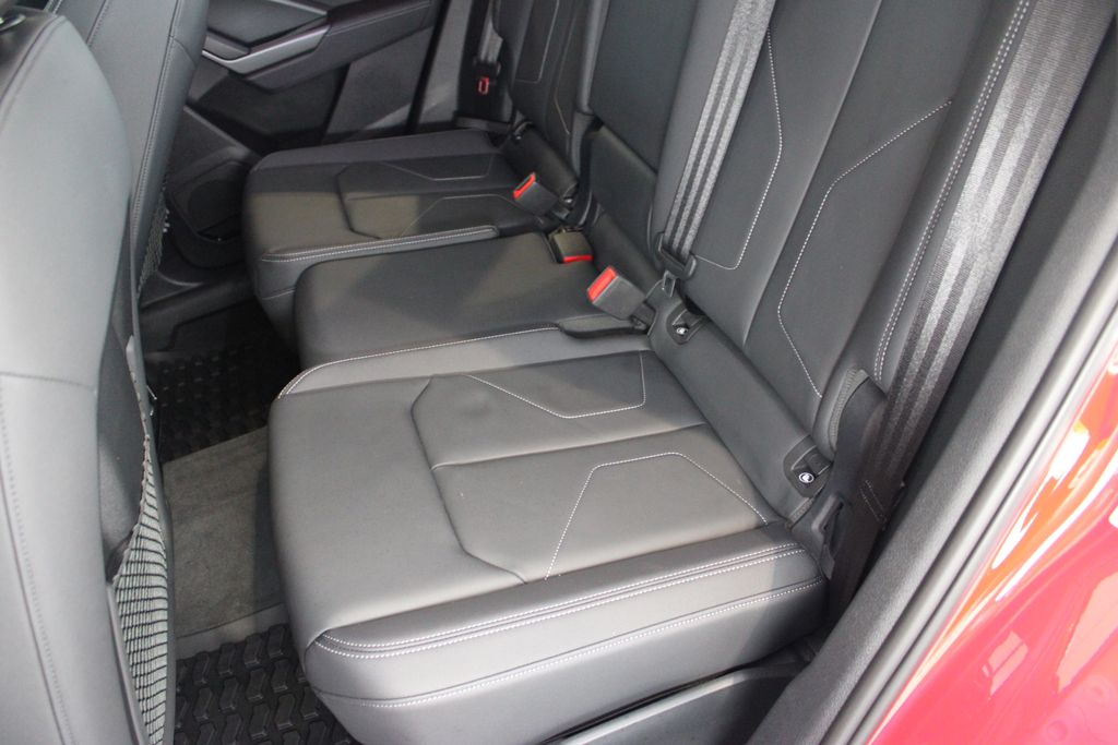 Vehicle image 26 of 57
