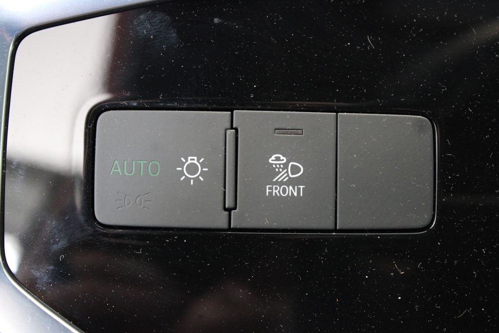 Vehicle image 50 of 57
