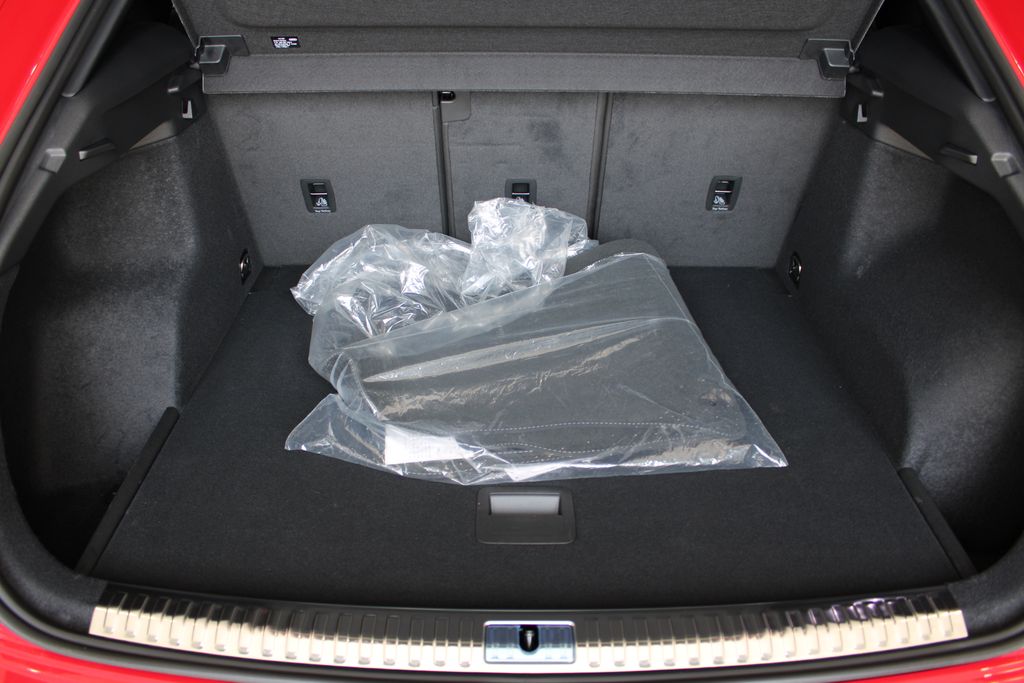 Vehicle image 27 of 57