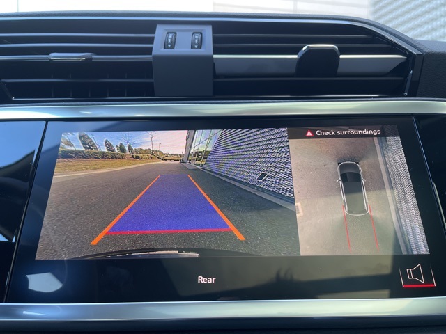 Vehicle image 11 of 11