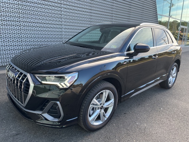 Vehicle image 1 of 11