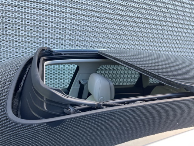 Vehicle image 5 of 11