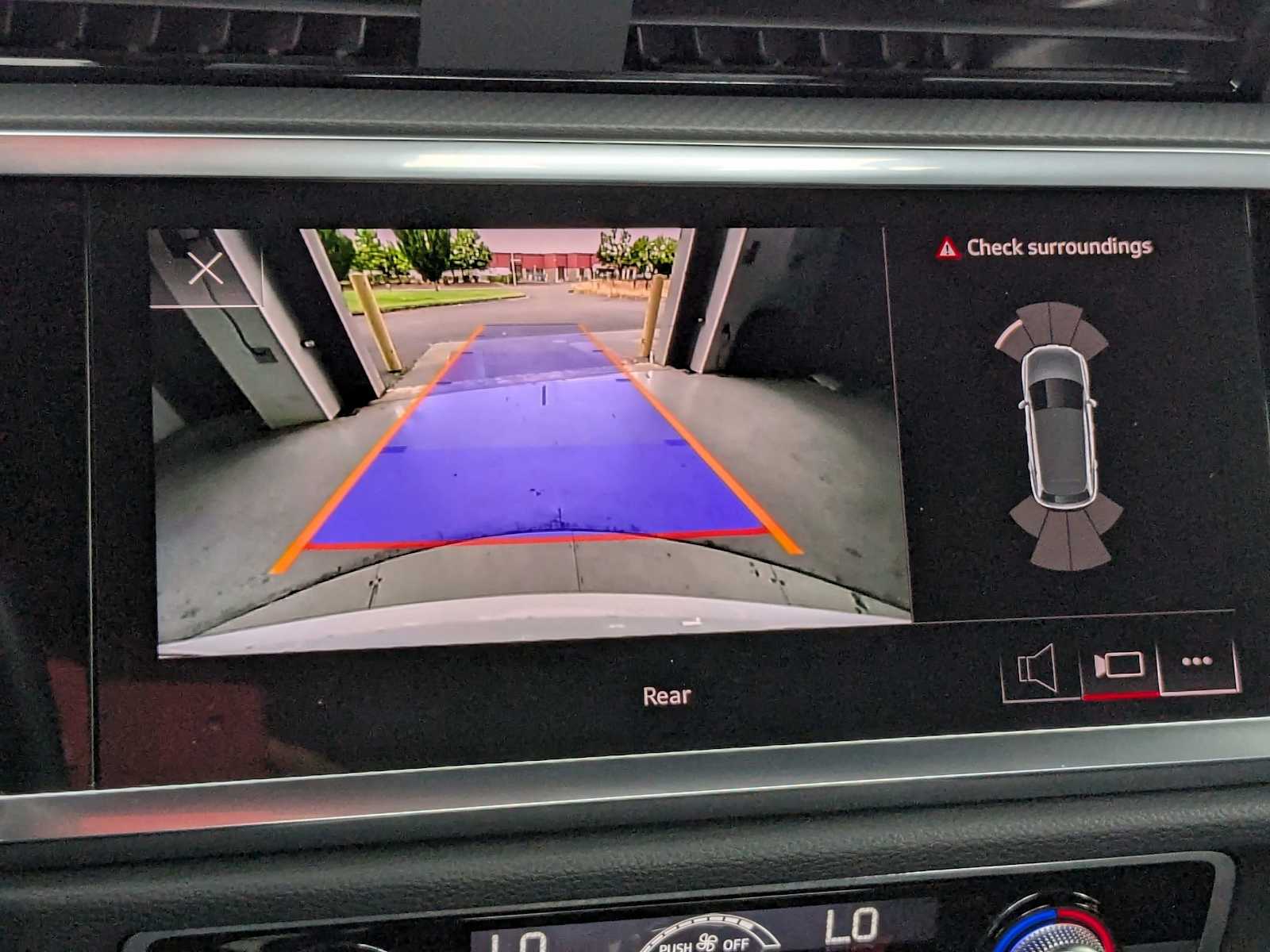 Vehicle image 21 of 35