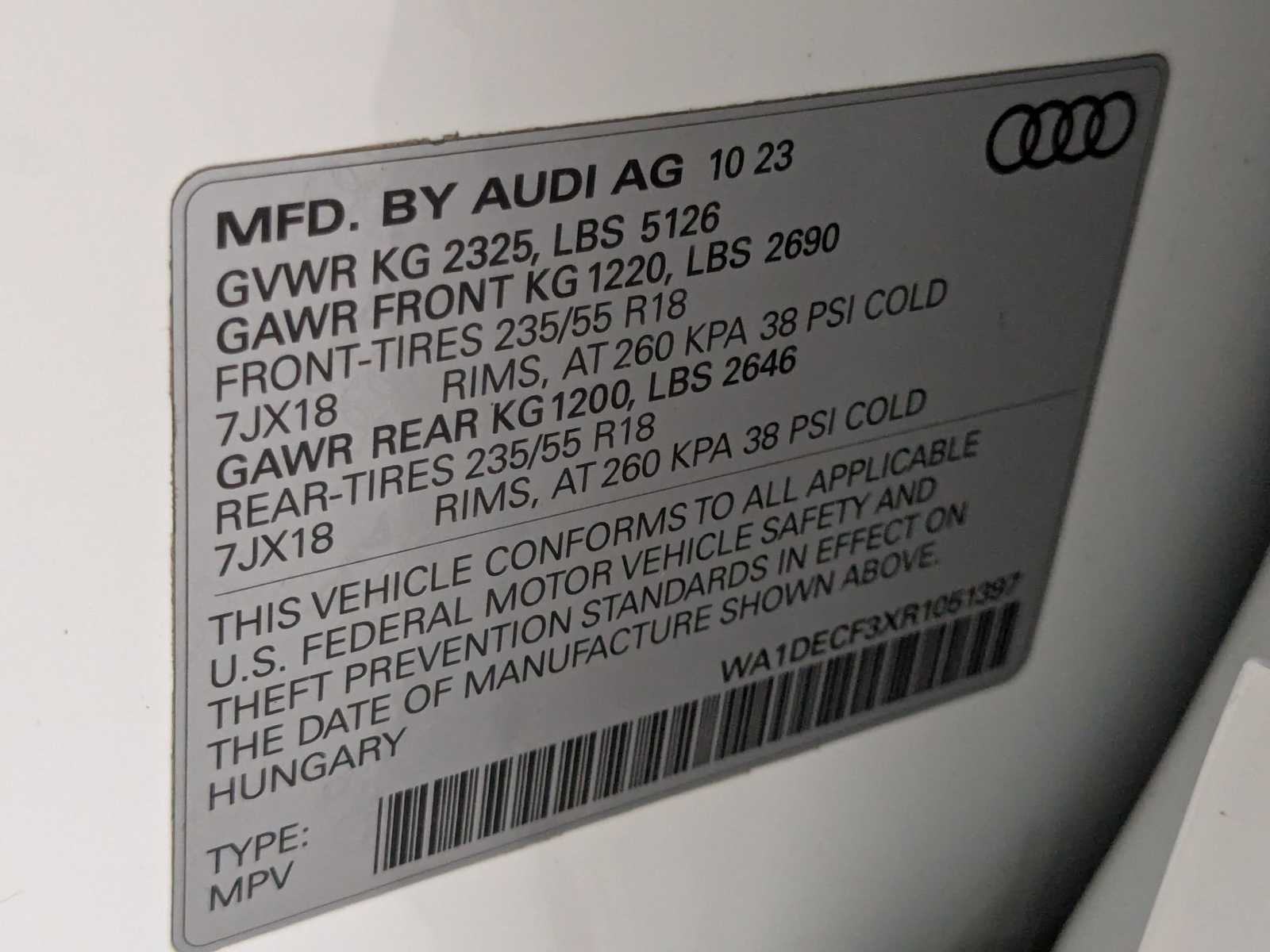 Vehicle image 25 of 35