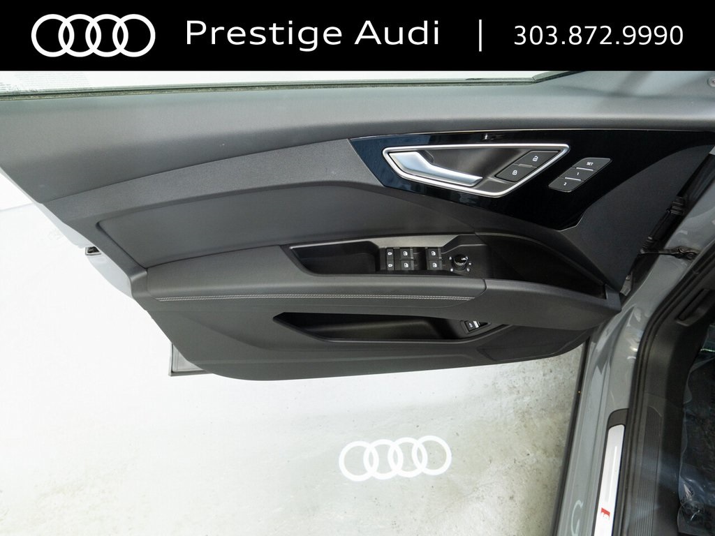 Vehicle image 21 of 27