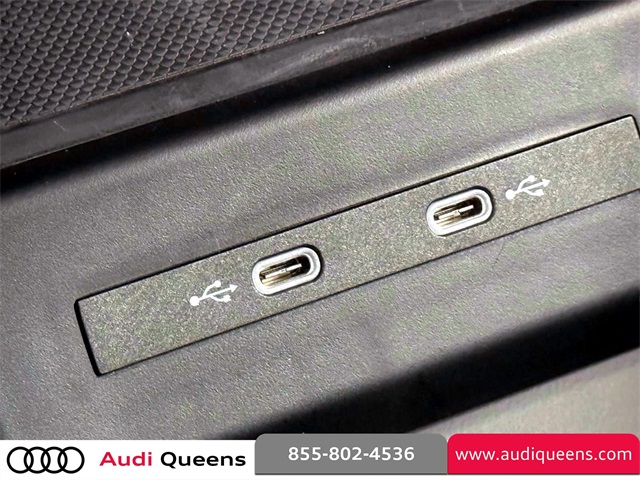 Vehicle image 16 of 28