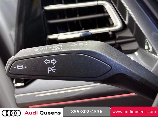Vehicle image 24 of 29