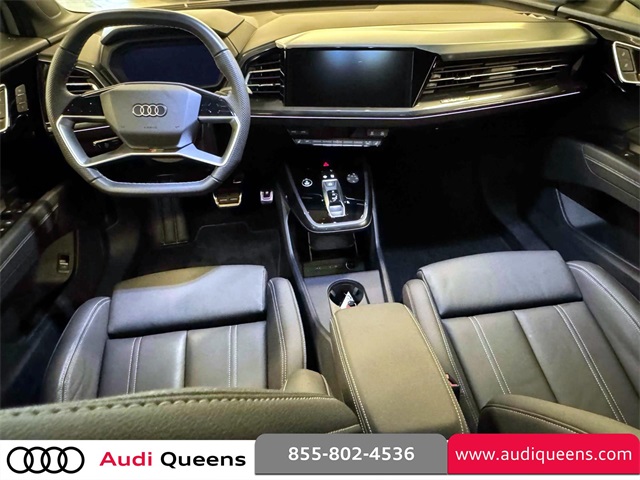 Vehicle image 13 of 29