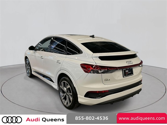 Vehicle image 7 of 29