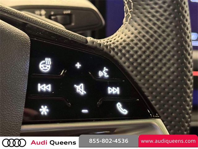 Vehicle image 22 of 29