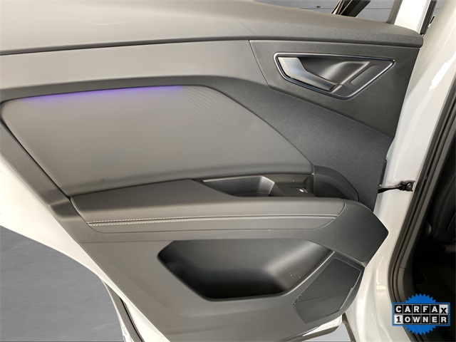Vehicle image 68 of 113