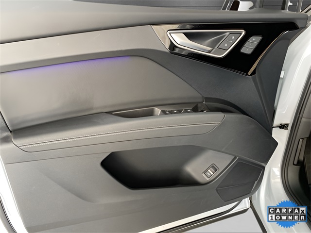 Vehicle image 16 of 113