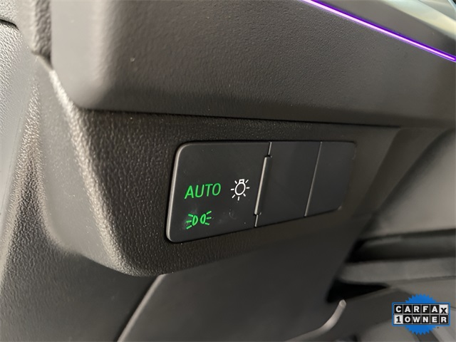 Vehicle image 37 of 113