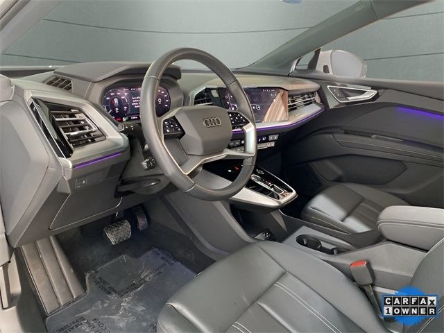 Vehicle image 18 of 113