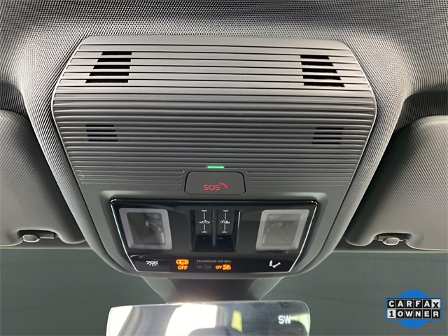 Vehicle image 62 of 113