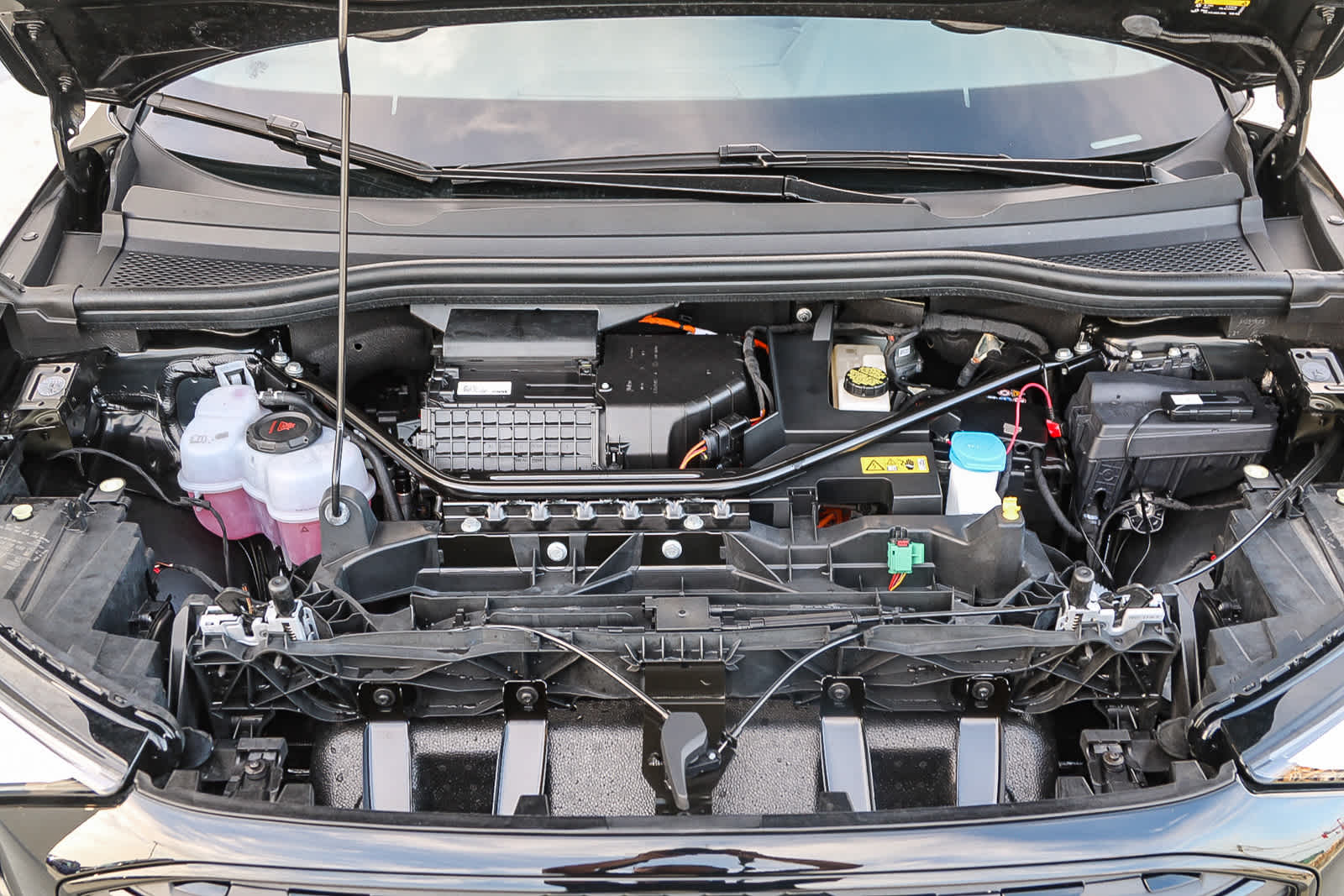 Vehicle image 28 of 29