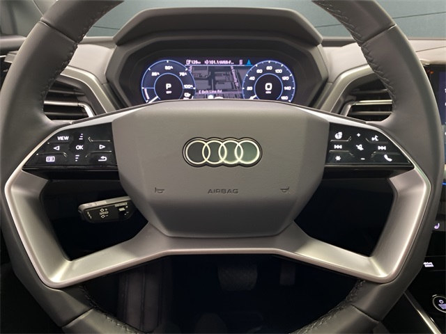 Vehicle image 30 of 111