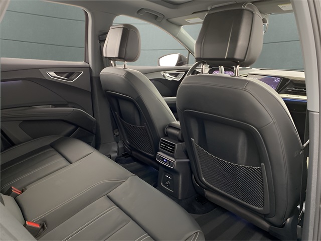 Vehicle image 65 of 111
