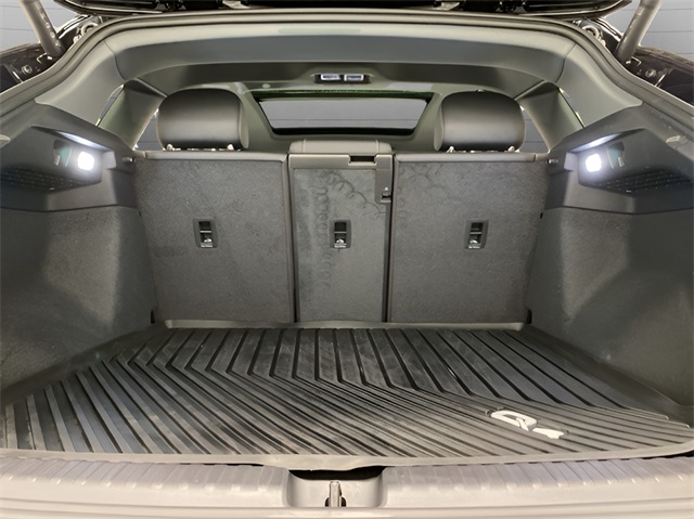 Vehicle image 91 of 111