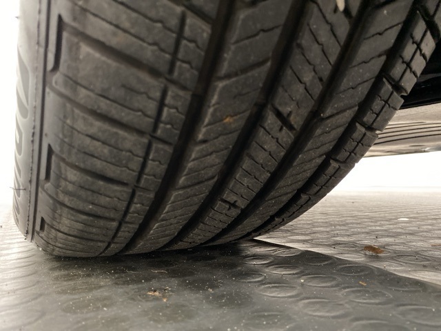 Vehicle image 110 of 111