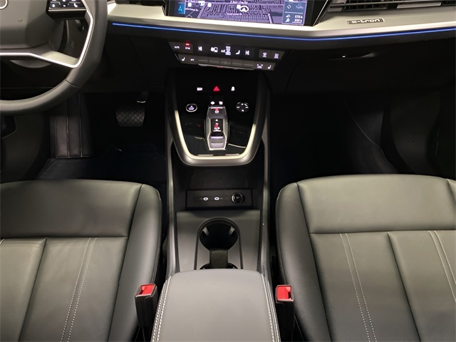 Vehicle image 15 of 111
