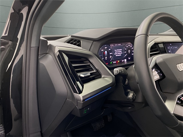 Vehicle image 17 of 111