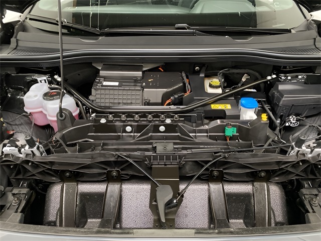 Vehicle image 77 of 111