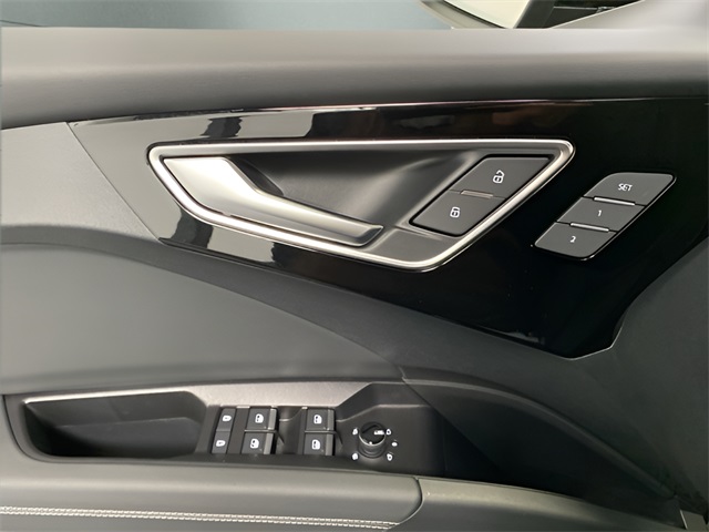 Vehicle image 24 of 111