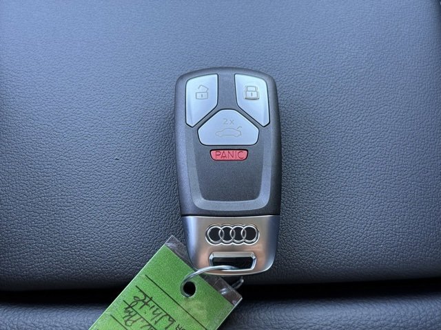 Vehicle image 28 of 28