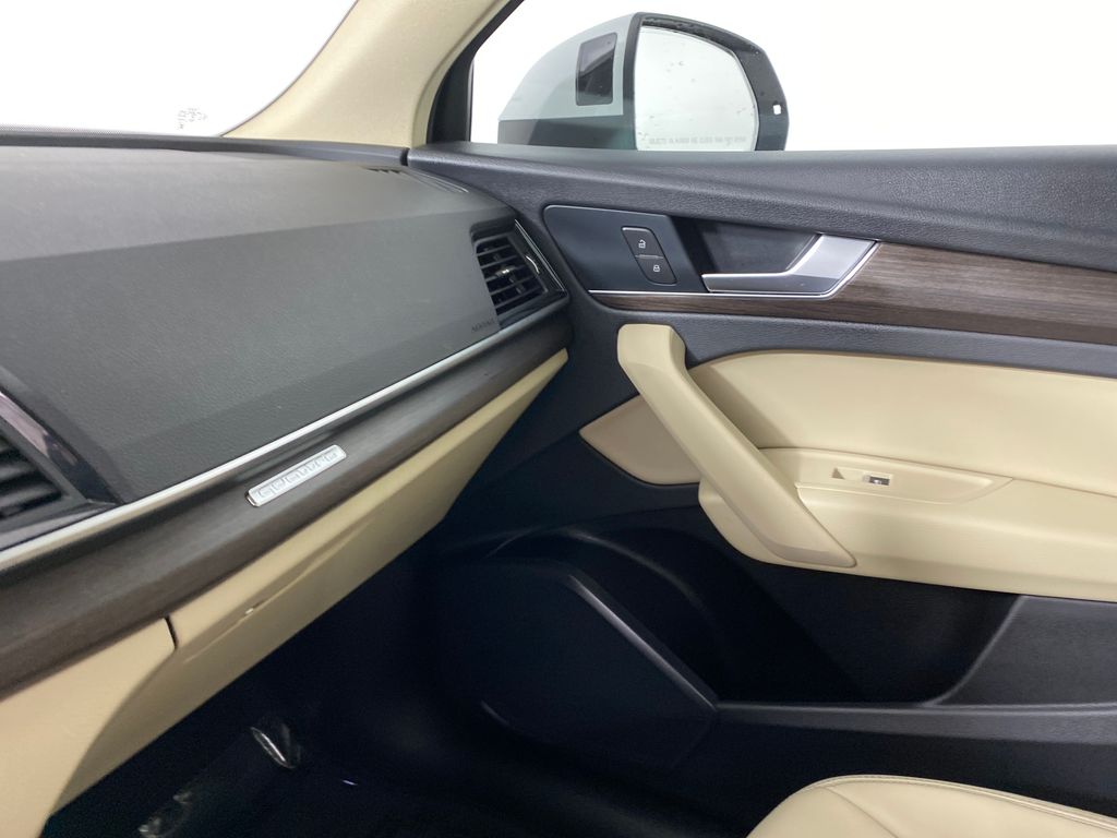 2024 Audi Q5 Premium Image 12 of 35