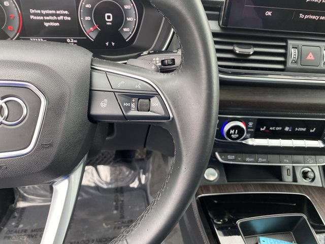 Vehicle image 24 of 25